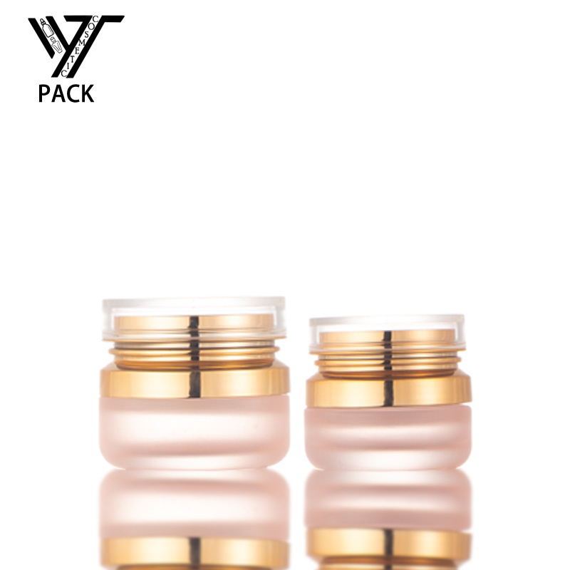 cosmetic jars with lids